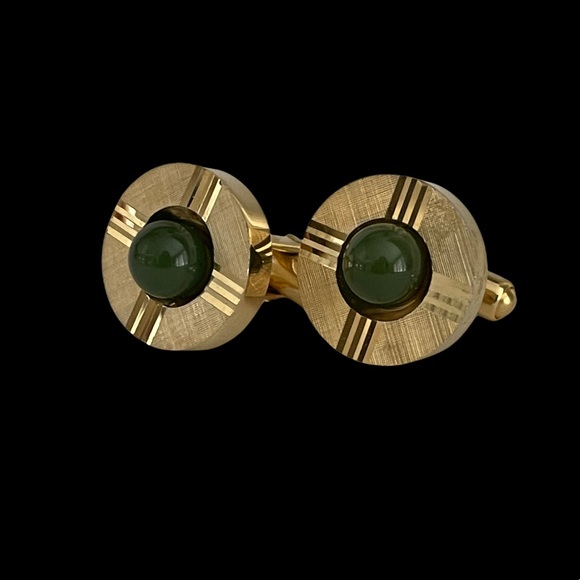 Natural nephrite jade gold tone brass cuff links - Picture 5 of 6